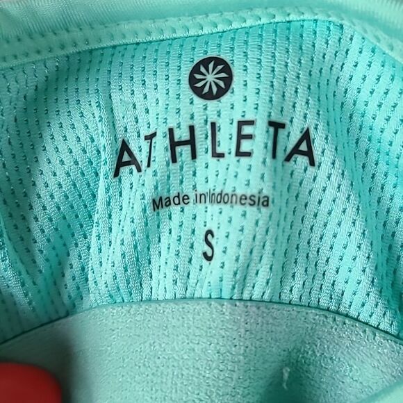 Athleta Harmonious Strappy Yoga Top Green Ombre Criss Cross Active Athletic Gym - Picture 3 of 9